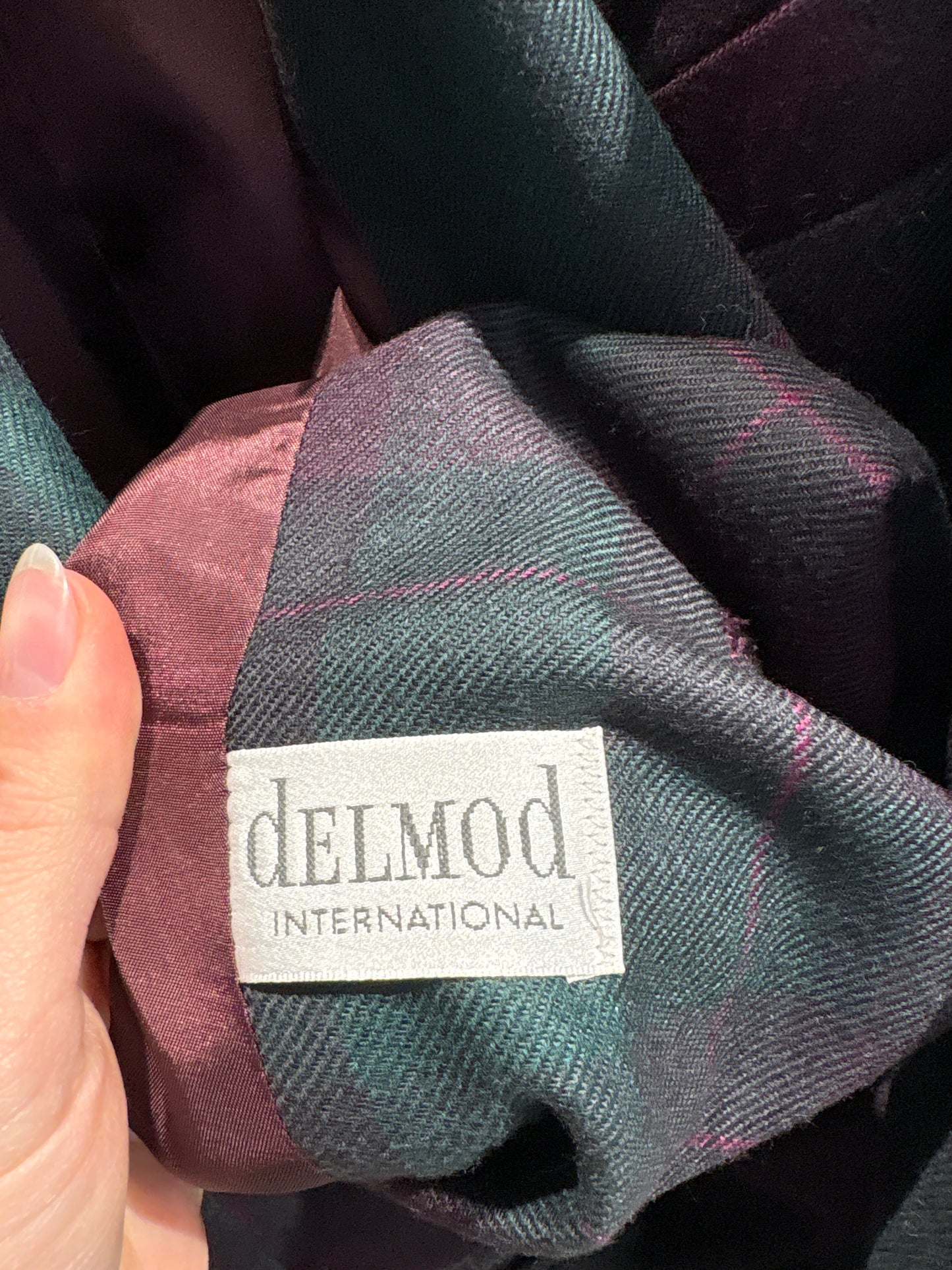 Sacou luxury Delmod din cu închidere dublă din tweed de lana pura certificată