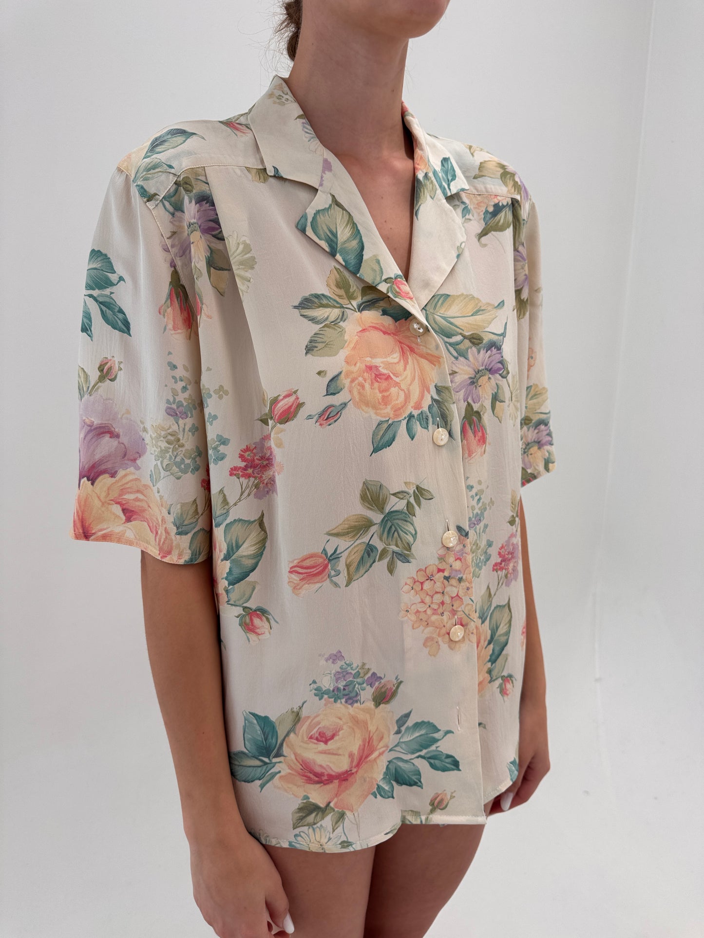Cămașa vintage italiană din mătase naturală cu print superb în culori pudrate