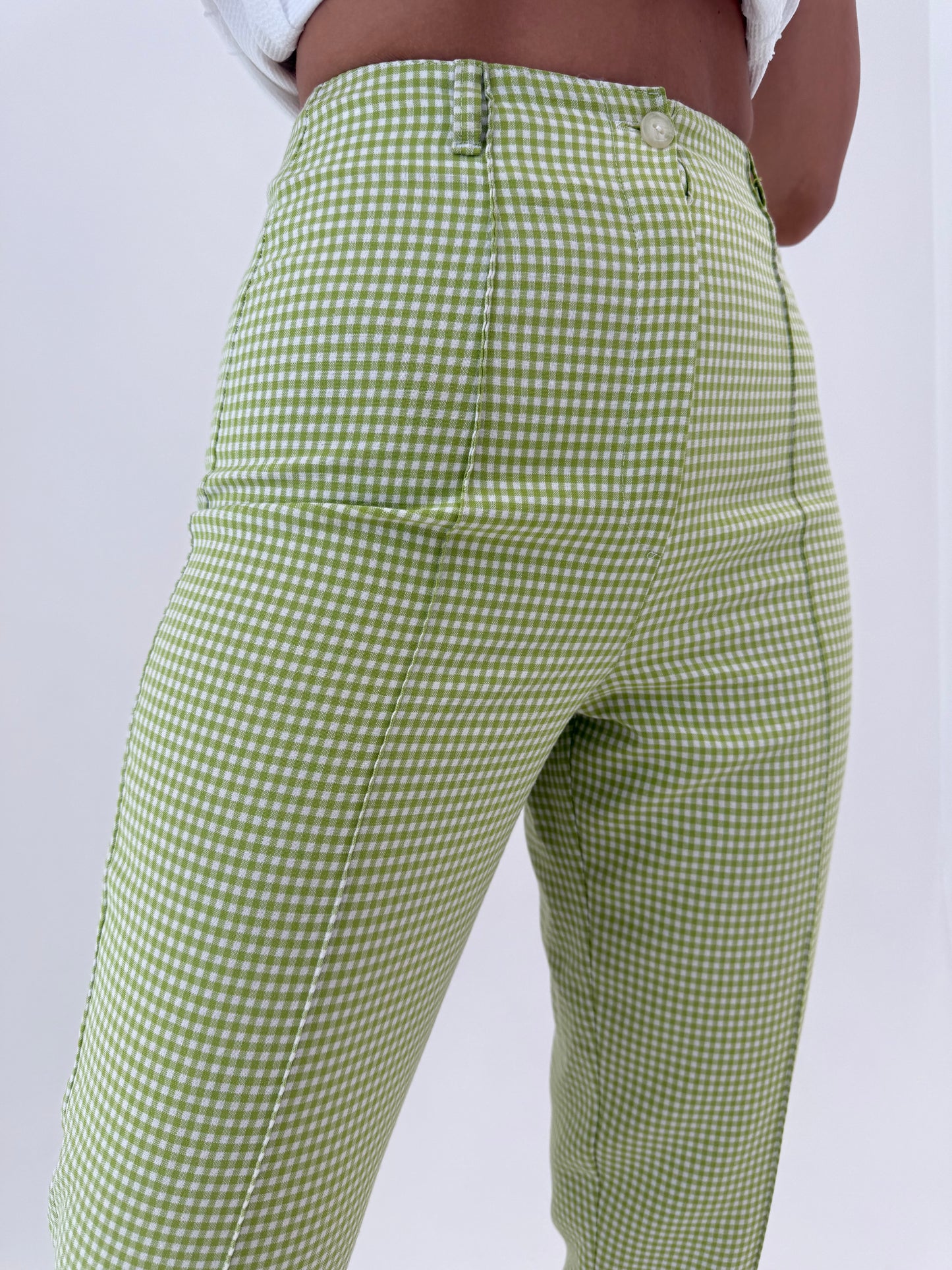Pantaloni gingham țigaretă cu verde crud și alb ultra modelatori din pânză
