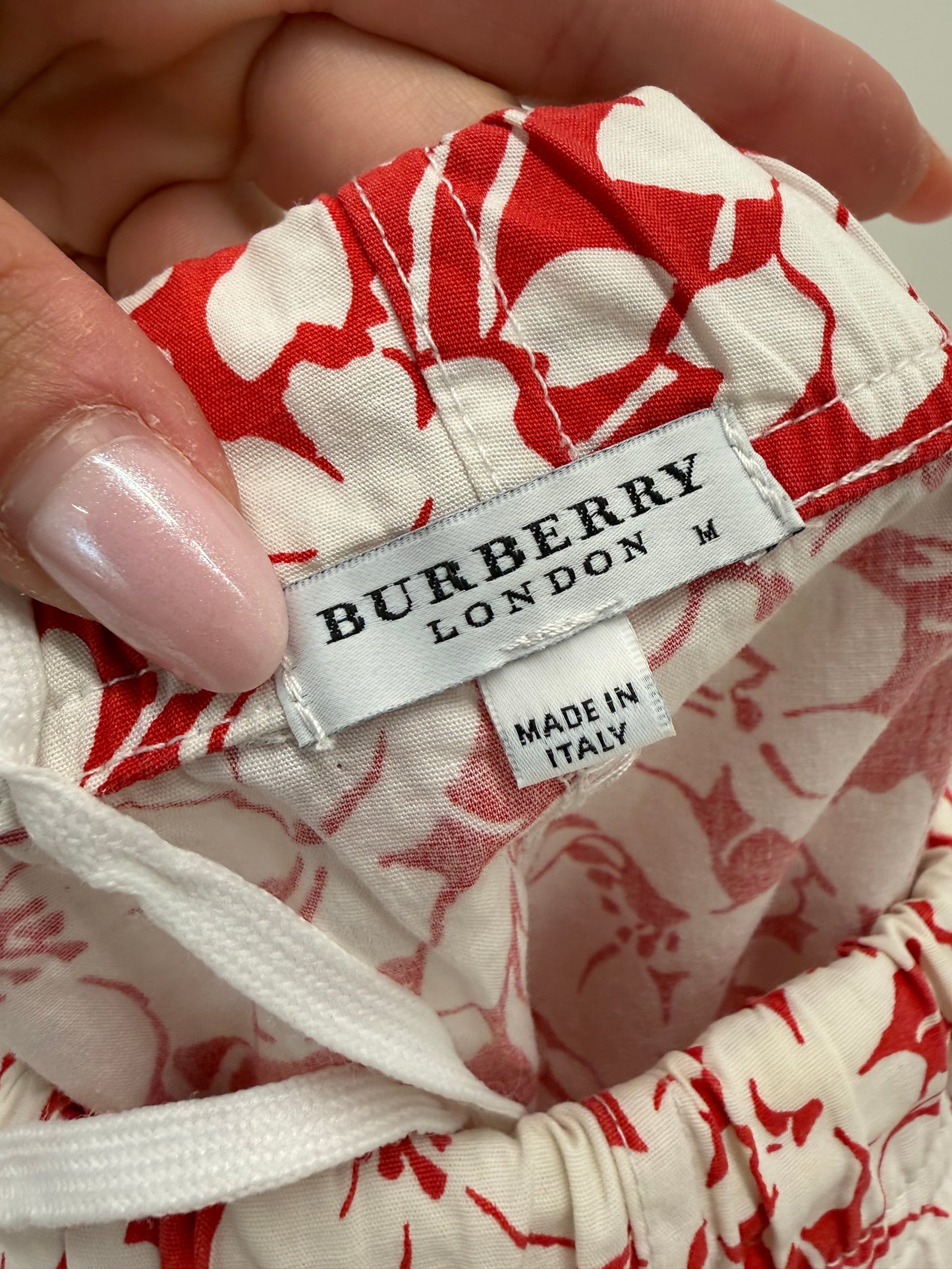 Pantaloni Burberry scurți cu print floral din poplin cu talie elastică