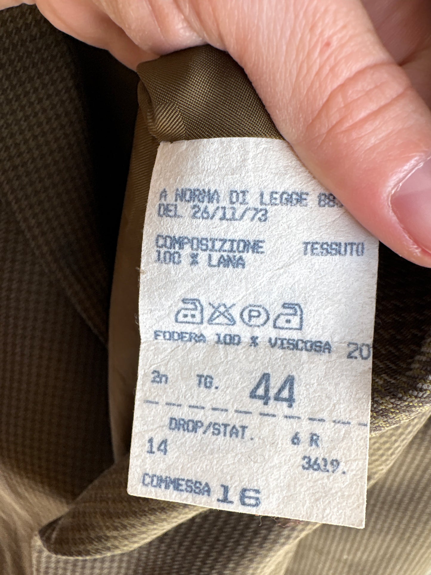 Sacou kaki în carouri fine din lana pura plină extrafina