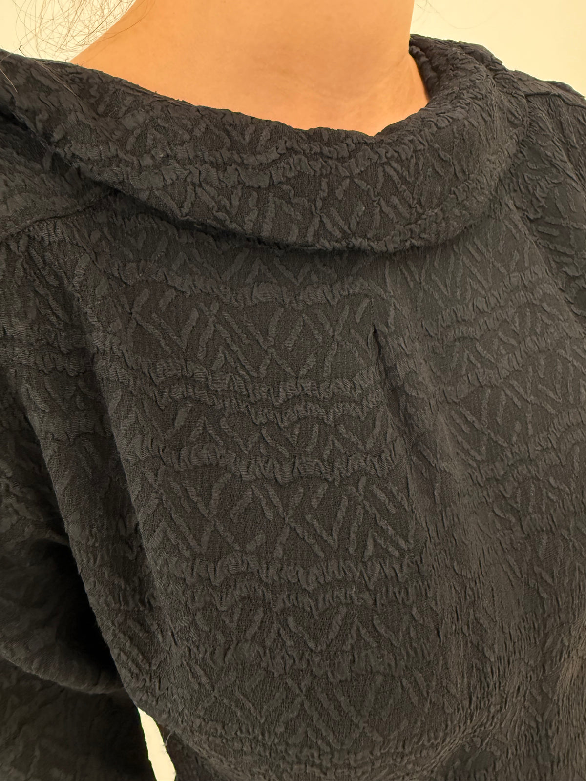 LBD old vintage de colecție anii 50 din cloqué texturat cu portrait collar de la zi la cocktail