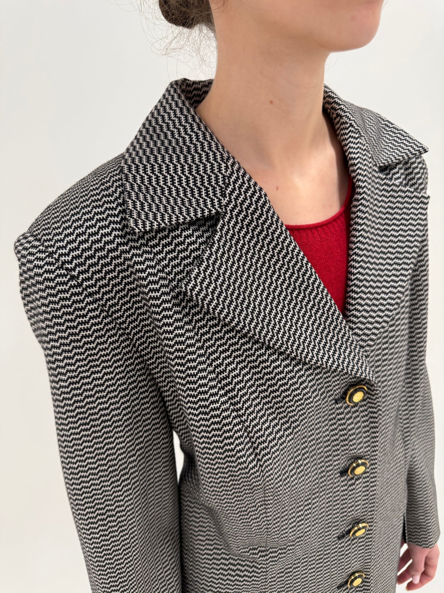 Costum vintage anii 90 de brand luxury de colecție din lana și mătase naturală