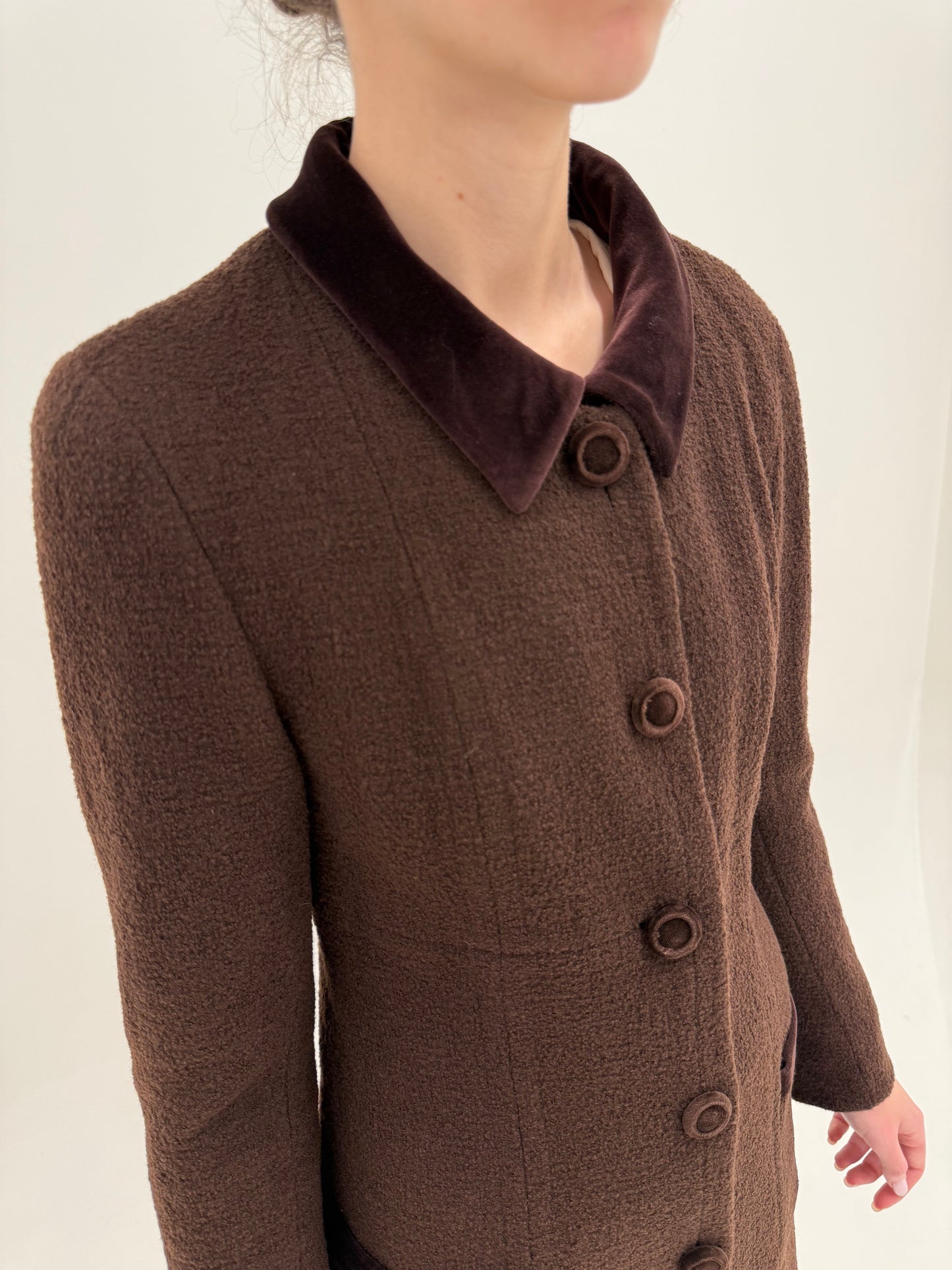 Rochie Old vintage anii 60 tip coat din boucle de lana chocolate brown