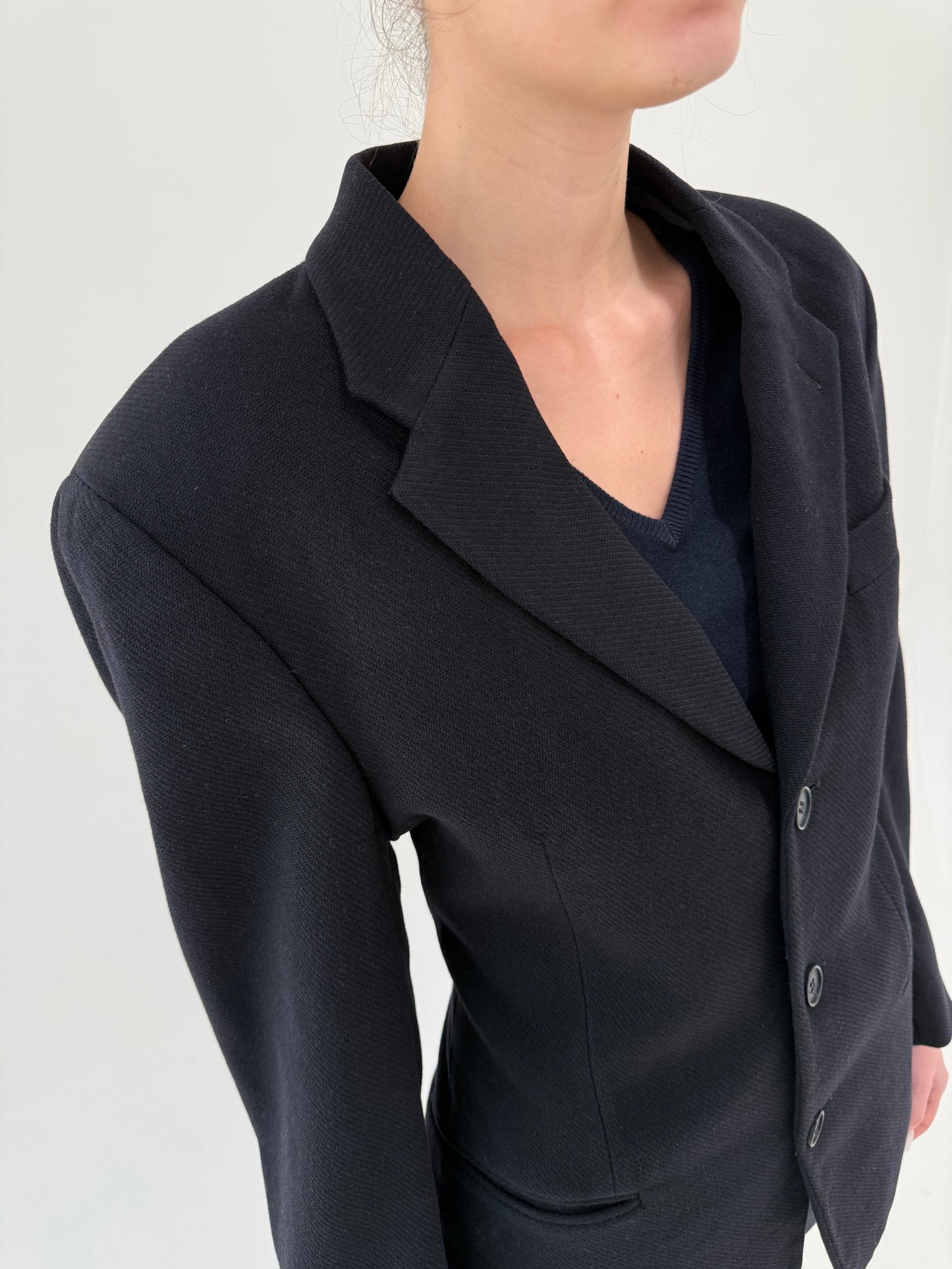 Sacou Armani în croi actual tall din lanita extrafina Navy blue