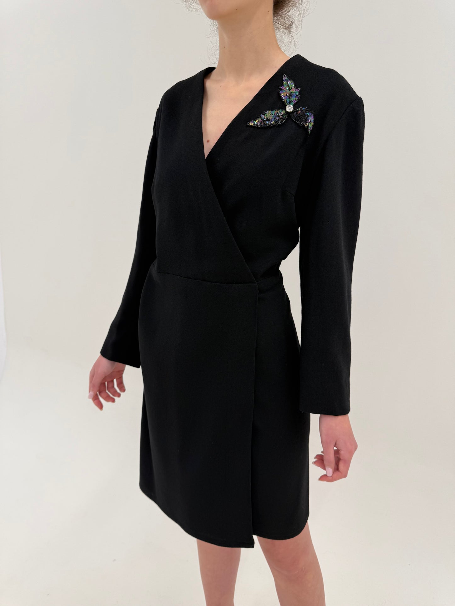 LBD vintage petrecută cu aplicații din worsted wool extrafin