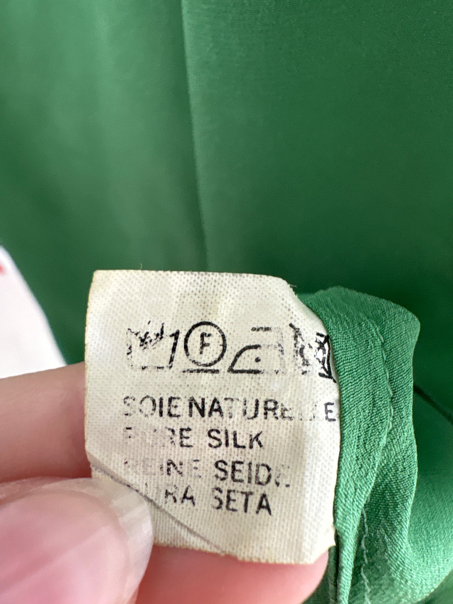 Top în croi minimalist forest green din mătase naturală