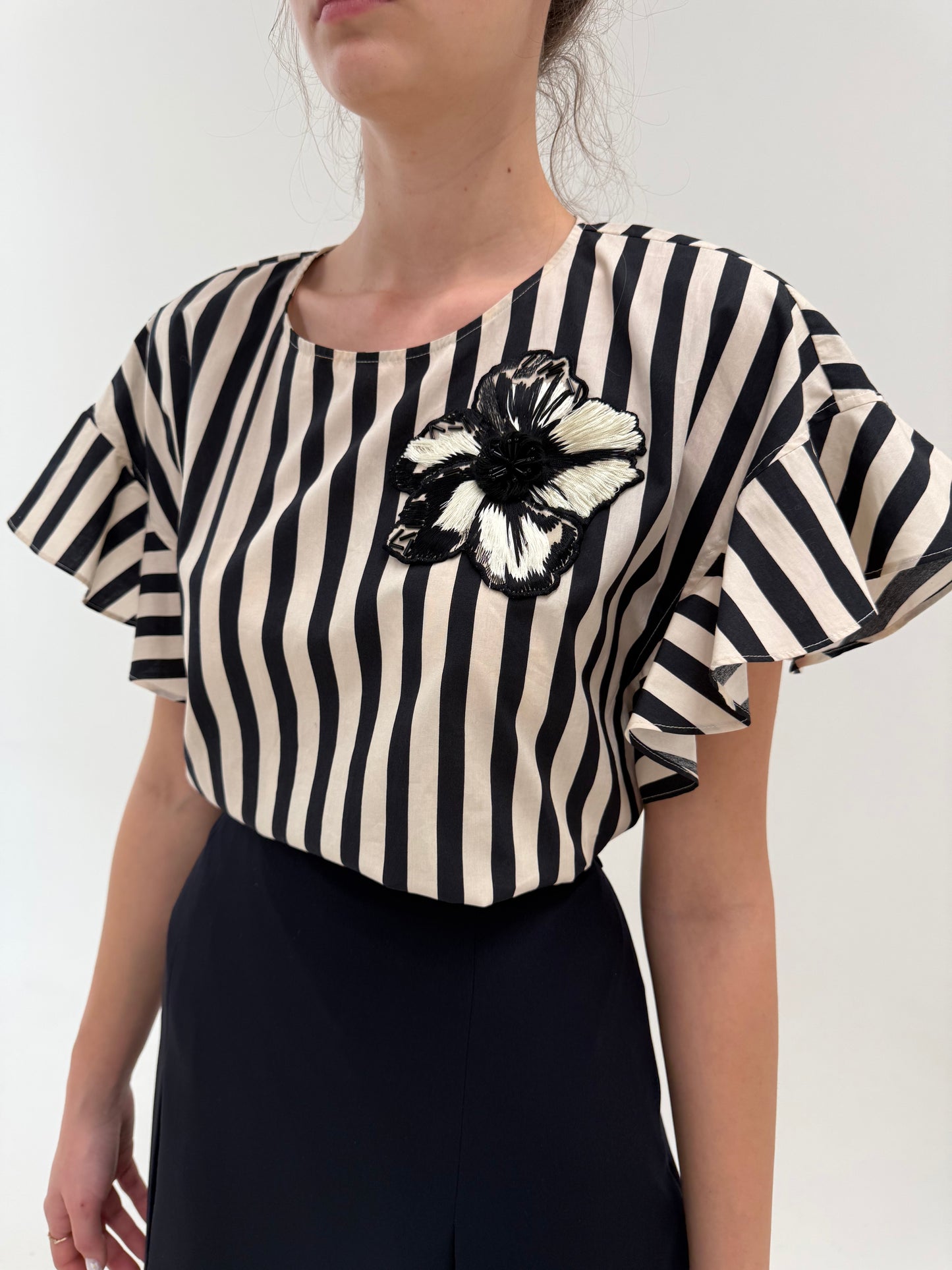 Top de brand luxury Twinset din poplin de bumbac în dungi cu volane