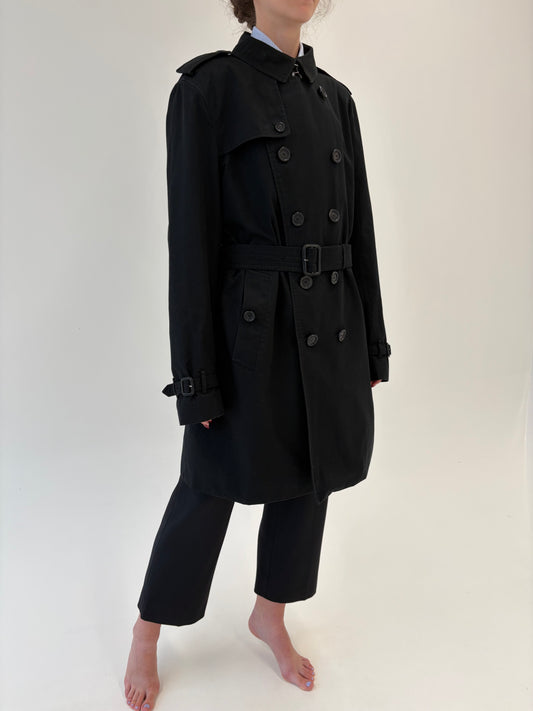 Trench Burberry negru model Kensington Heritage