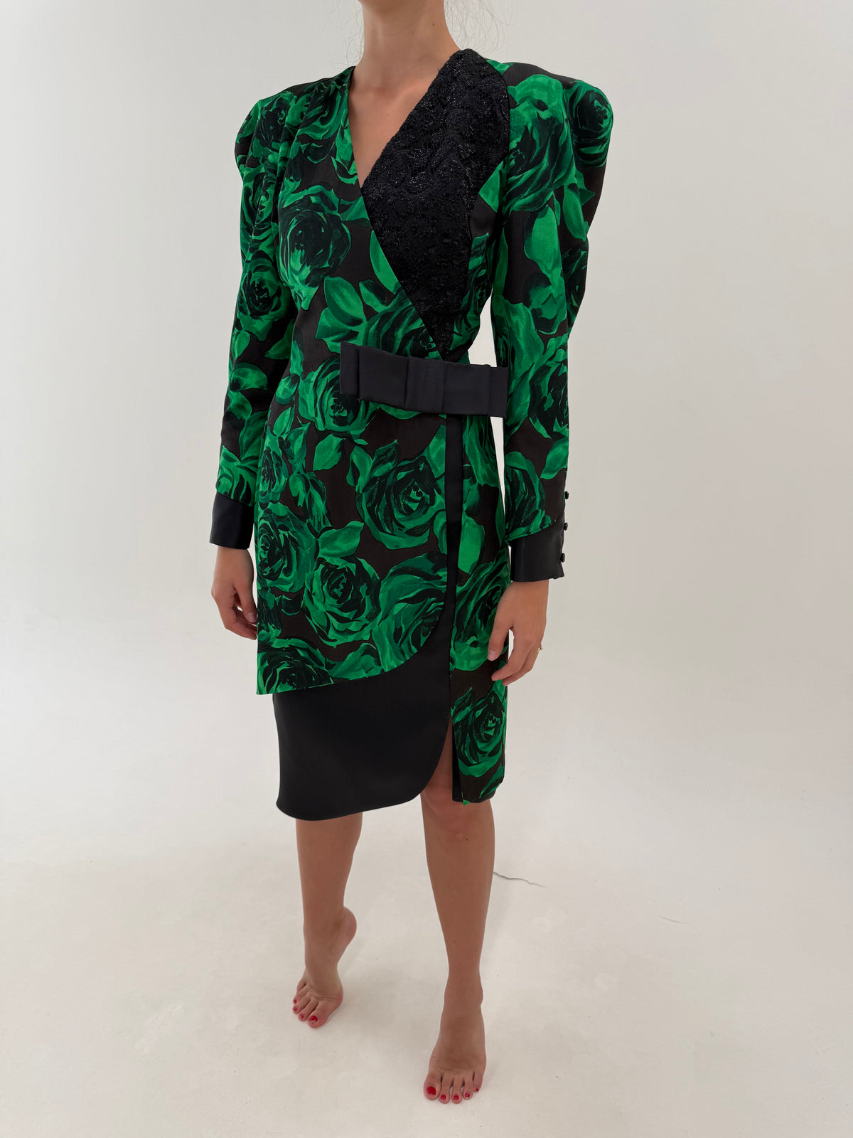 Rochie vintage nouă cu eticheta din faille superb în croi elaborat de la zi la cocktail