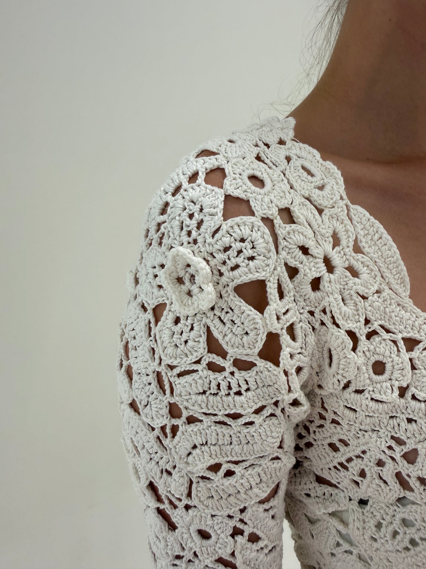 Rochie bijuterie integral din macrame lucrat manual