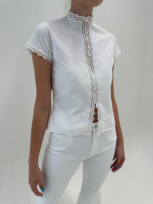 Top vintage italiana din in excepțional cu dantelă macrame