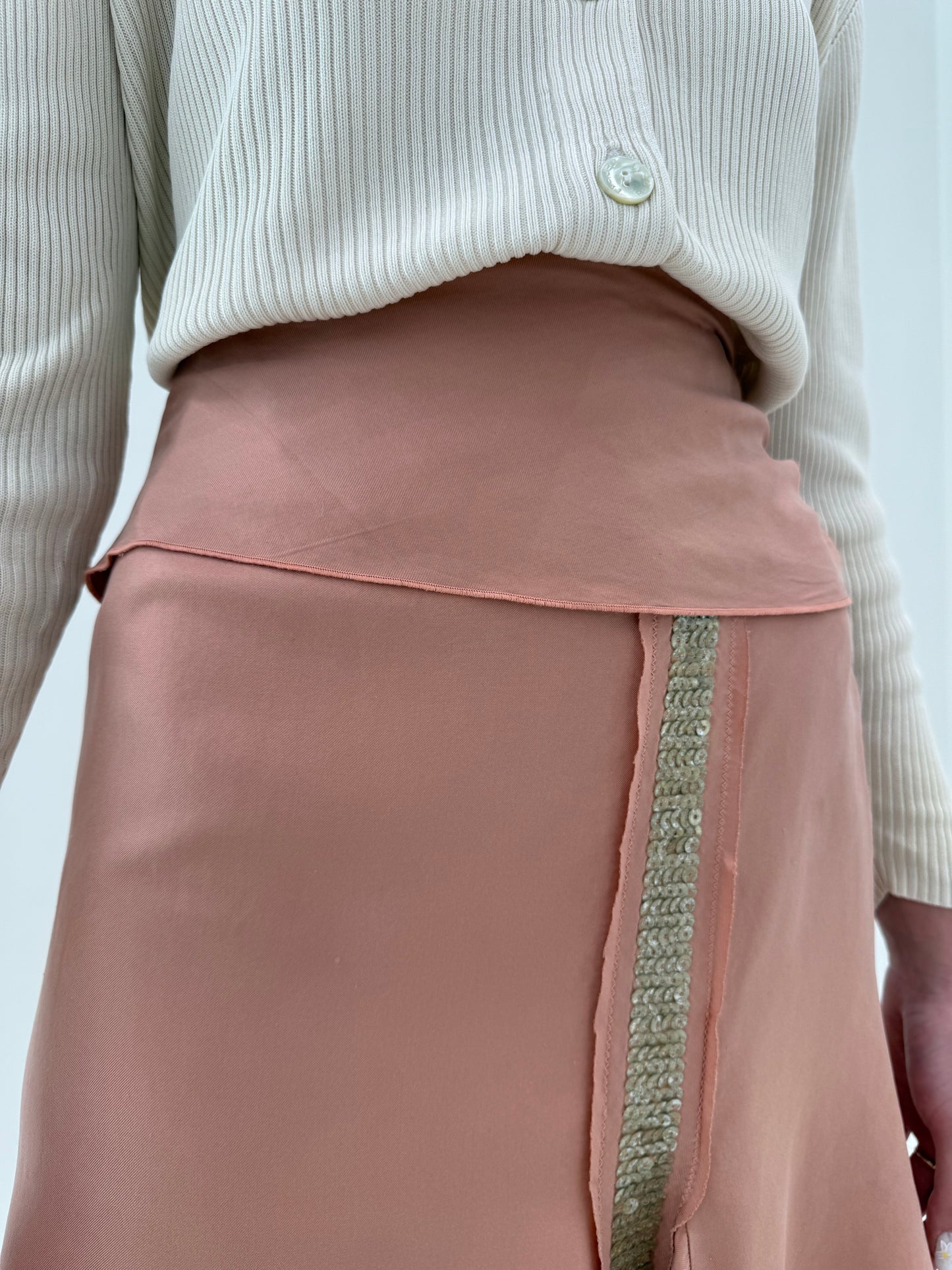 Fustă din mătase naturală chesnut pink în croi deosebit super în trend