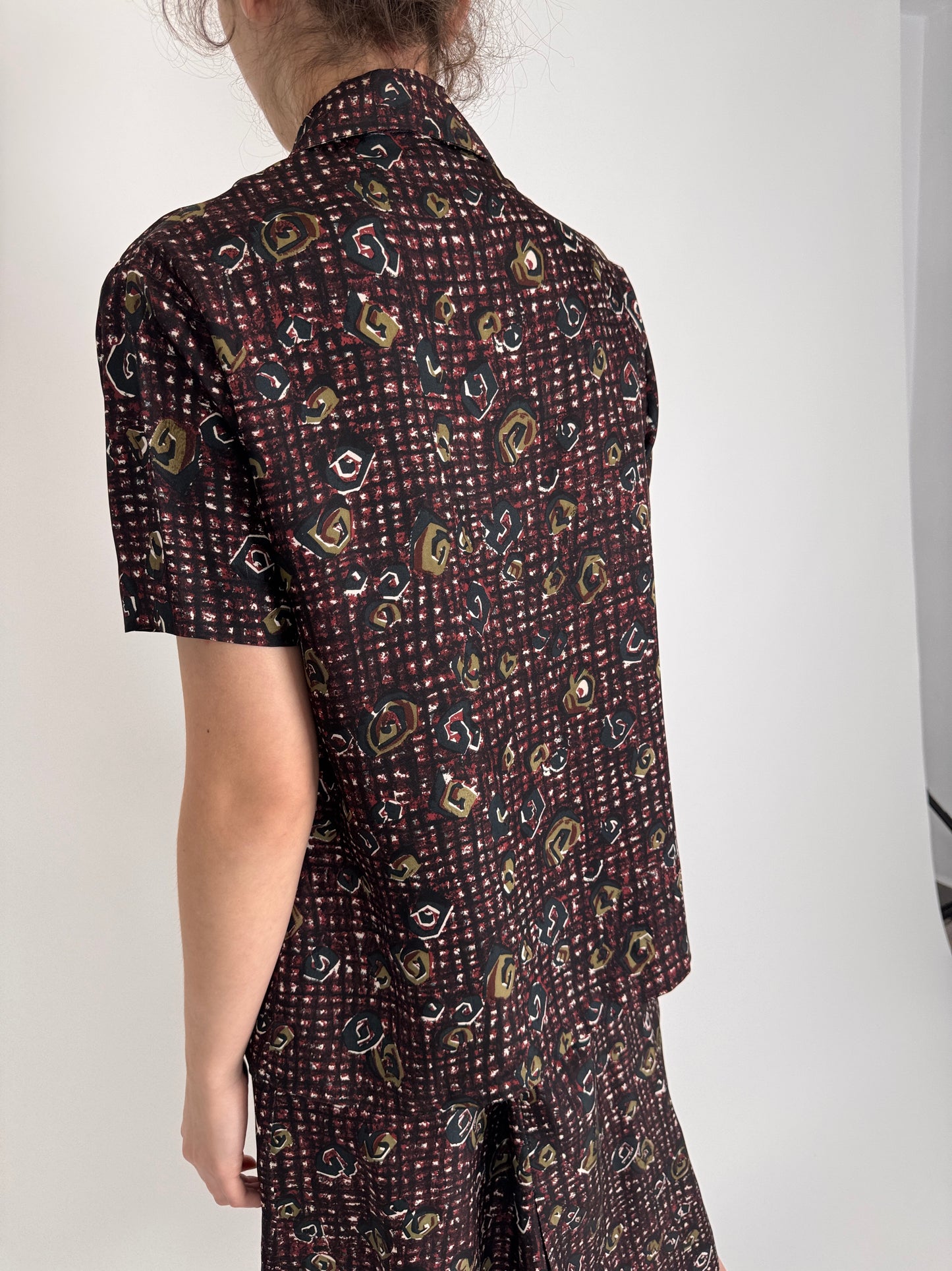 Set vintage ușor satinat cu print burgundy