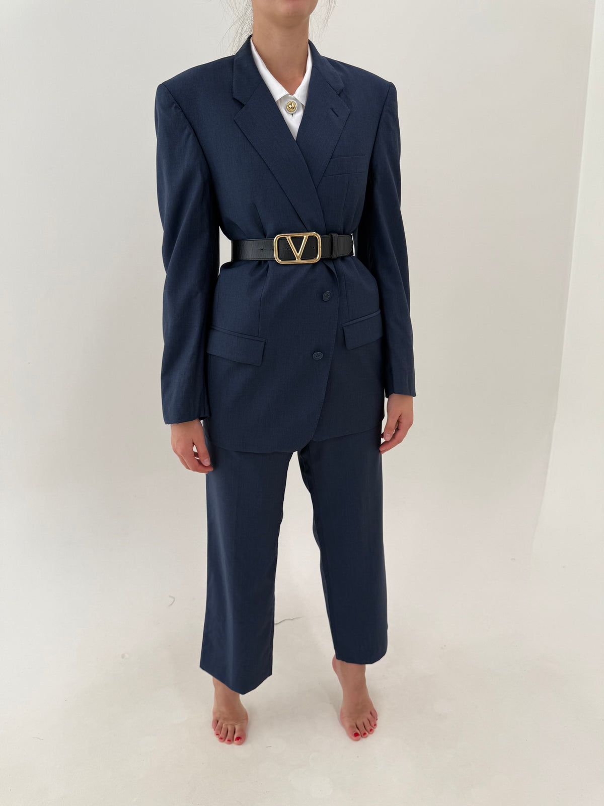 Costum tall jeans blue din lana extrafina în croi actual