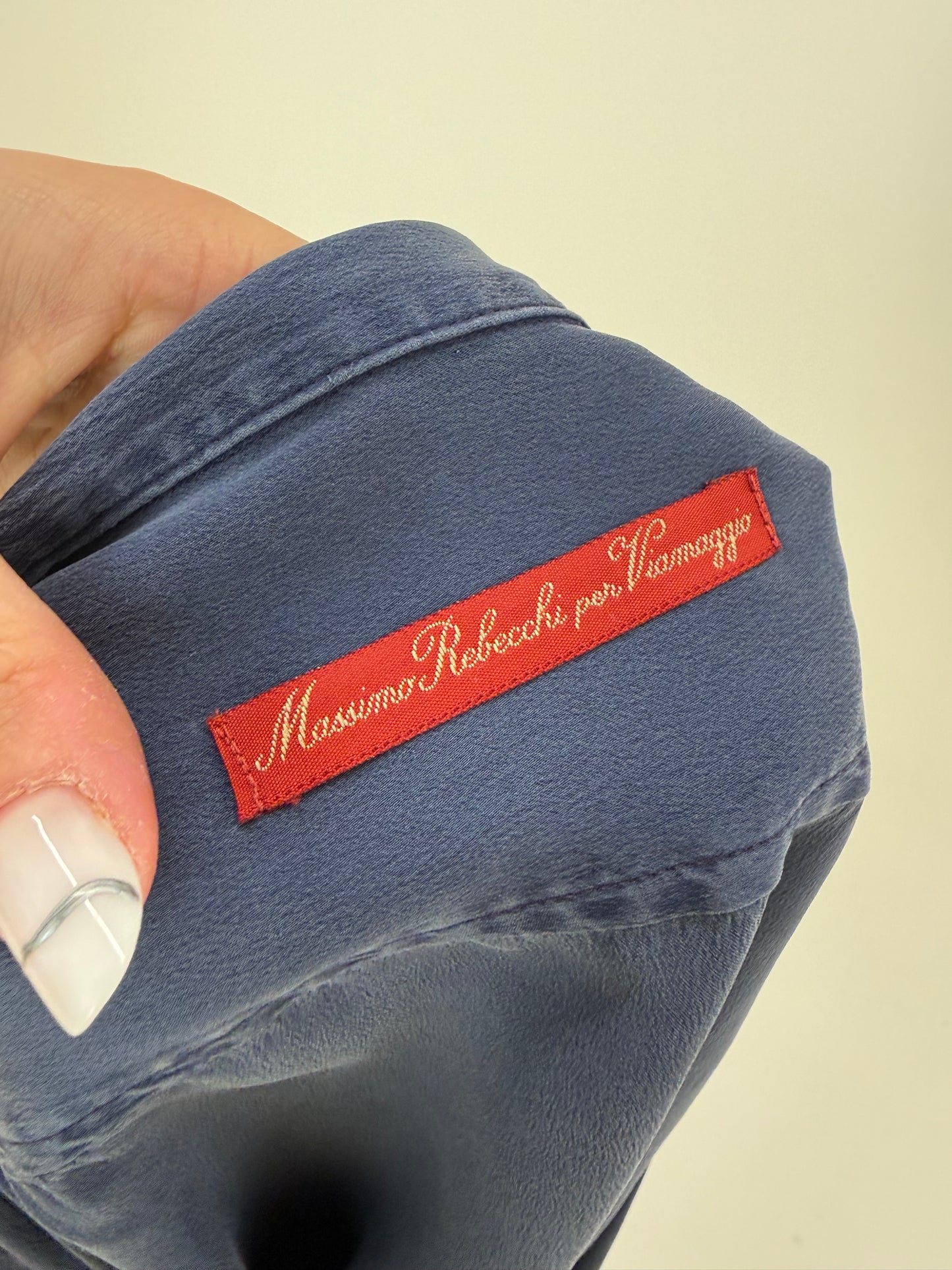Cămașa jeans Blue din mătase naturală cu influențe casual