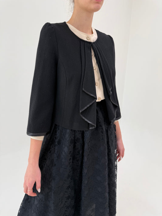 Sacou vintage negru cu drapaje și mânecă 3/4