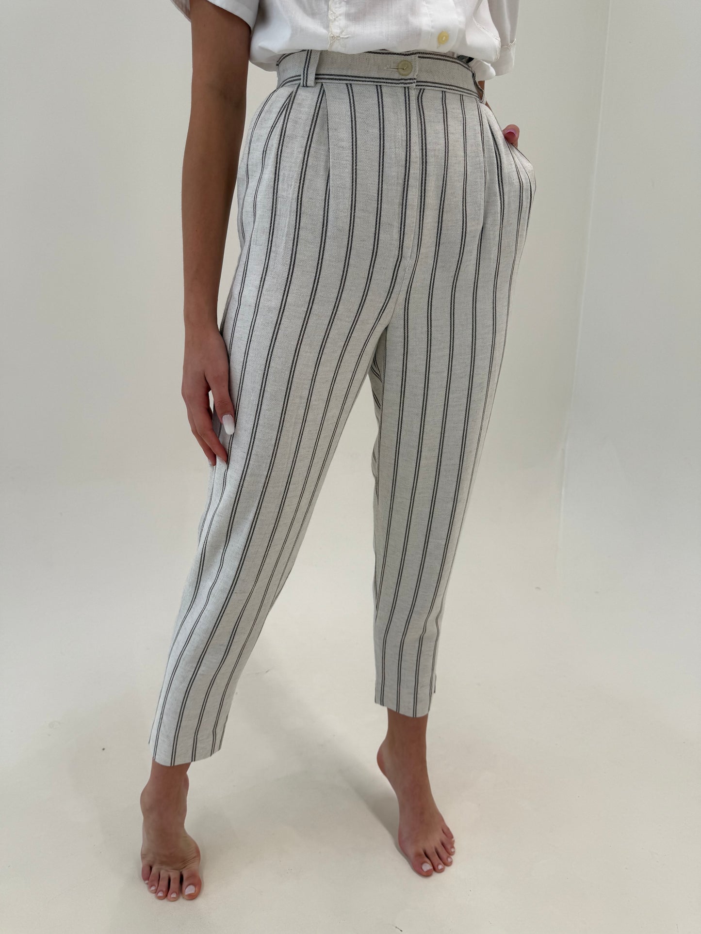 Pantaloni din pânză off white cu dungi fine maro verticale cu talie ultra înaltă