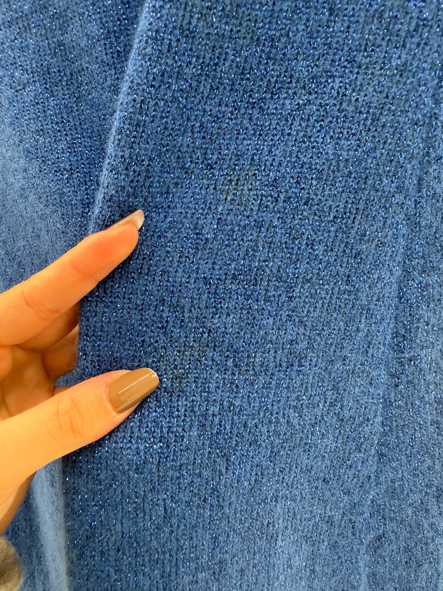 Fustă midi din tricot prețios de lana extrafina multiply și lurex delicat