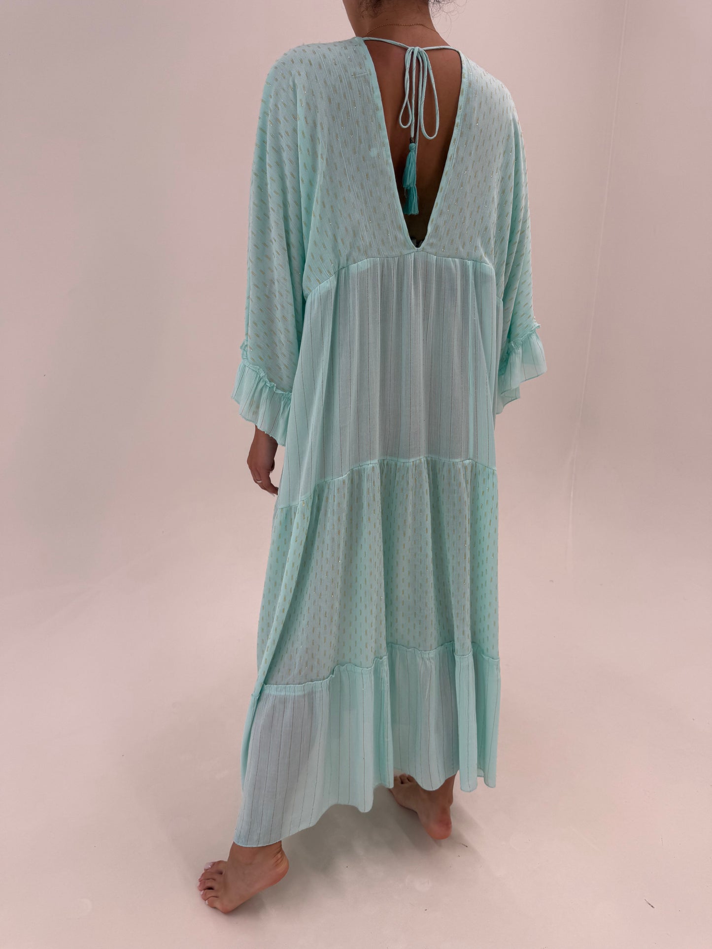 Kaftan boho super vaporos din creppe cu inserții fine aurii și aplicații manuale