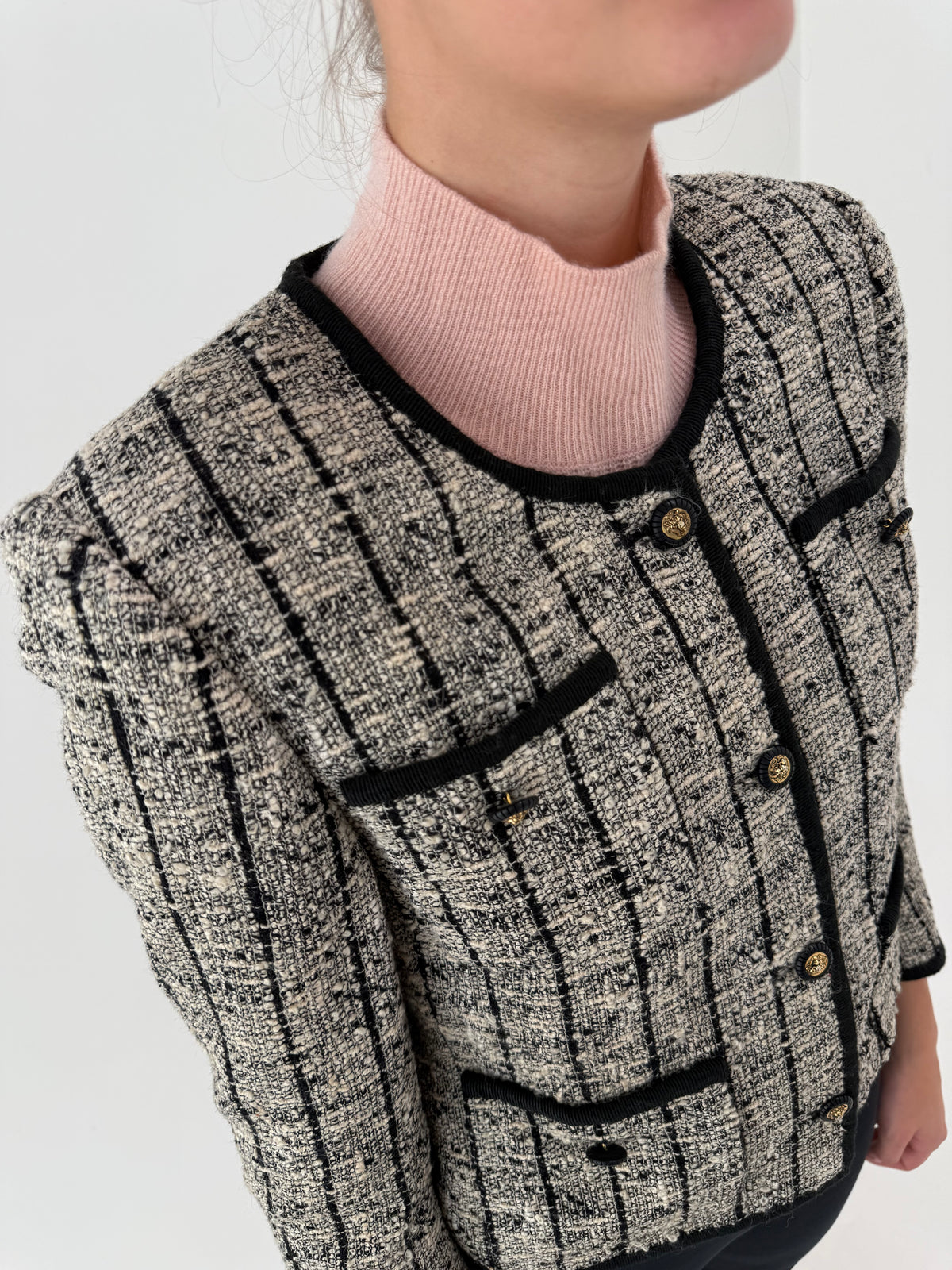 Sacou italian în stil Chanel din tweed excepțional în culori neutre din lana extrafina