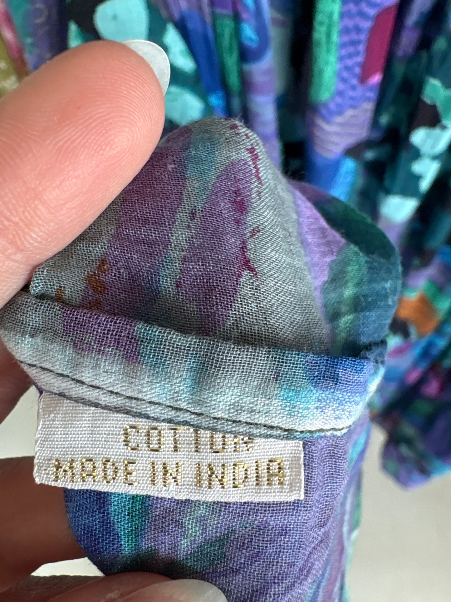 Rochie amplă în culori superbe din pânză fină de bumbac