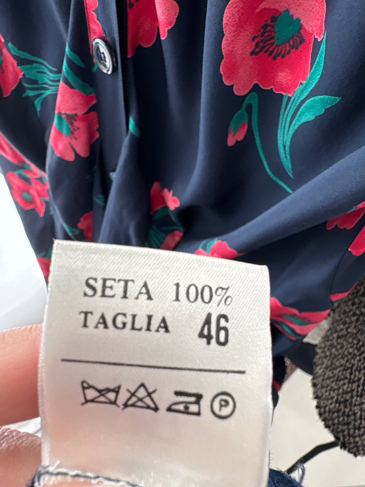 Rochie italiană din mătase naturală cu print floral superb și talie ușor reglabilă