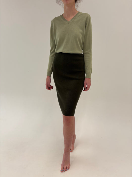 Fustă forest green din tricot de lana extrafina de gramaj mare conică