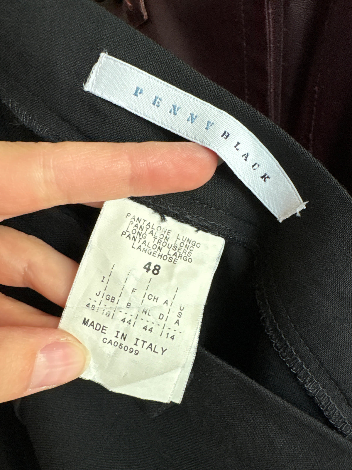 Pantaloni negri clasici gama Max Mara din stofita de lana ultra confort extrafina