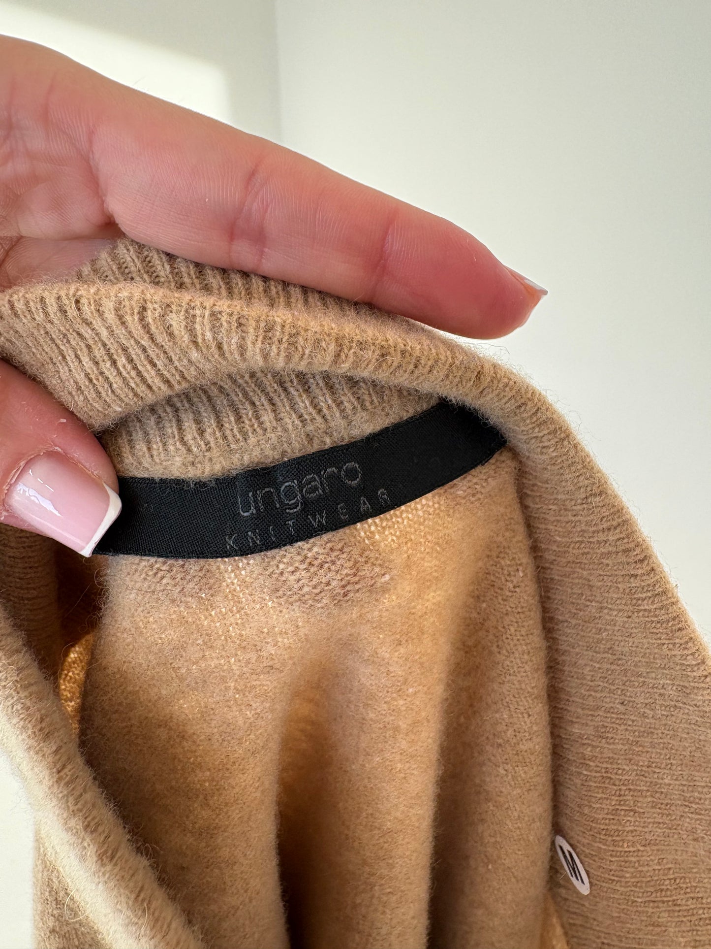 Maleta tall camel luxury Ungaro din lana extrafina de gramaj mare