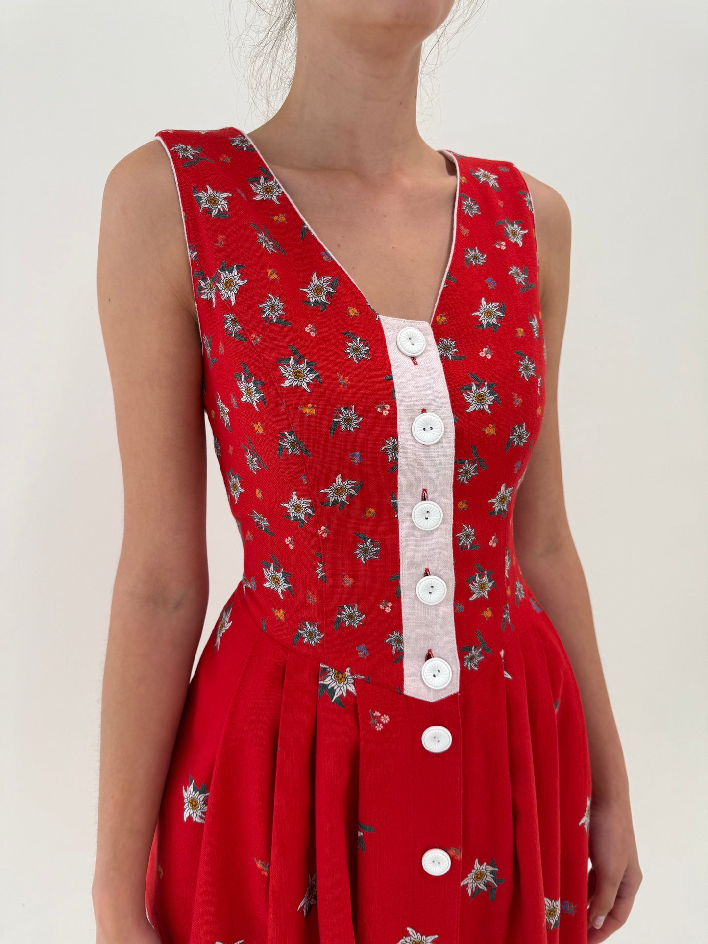 Rochie vintage din pânză răcoroasă de in, bumbac și modal cu corsaj