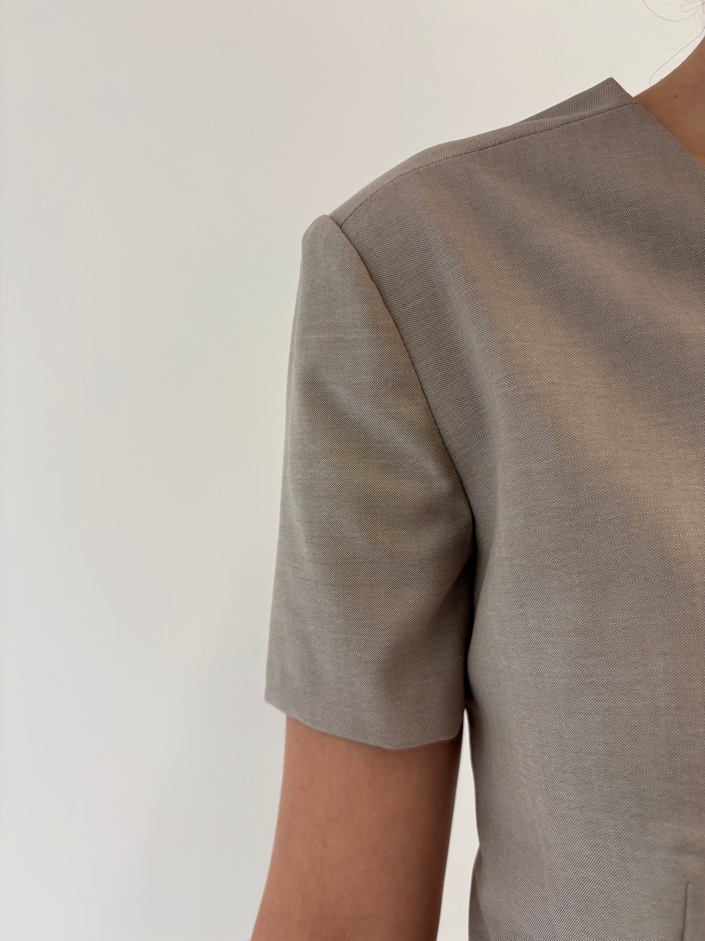 Rochie beige business Hugo Boss din lana extrafina cu fronseuri