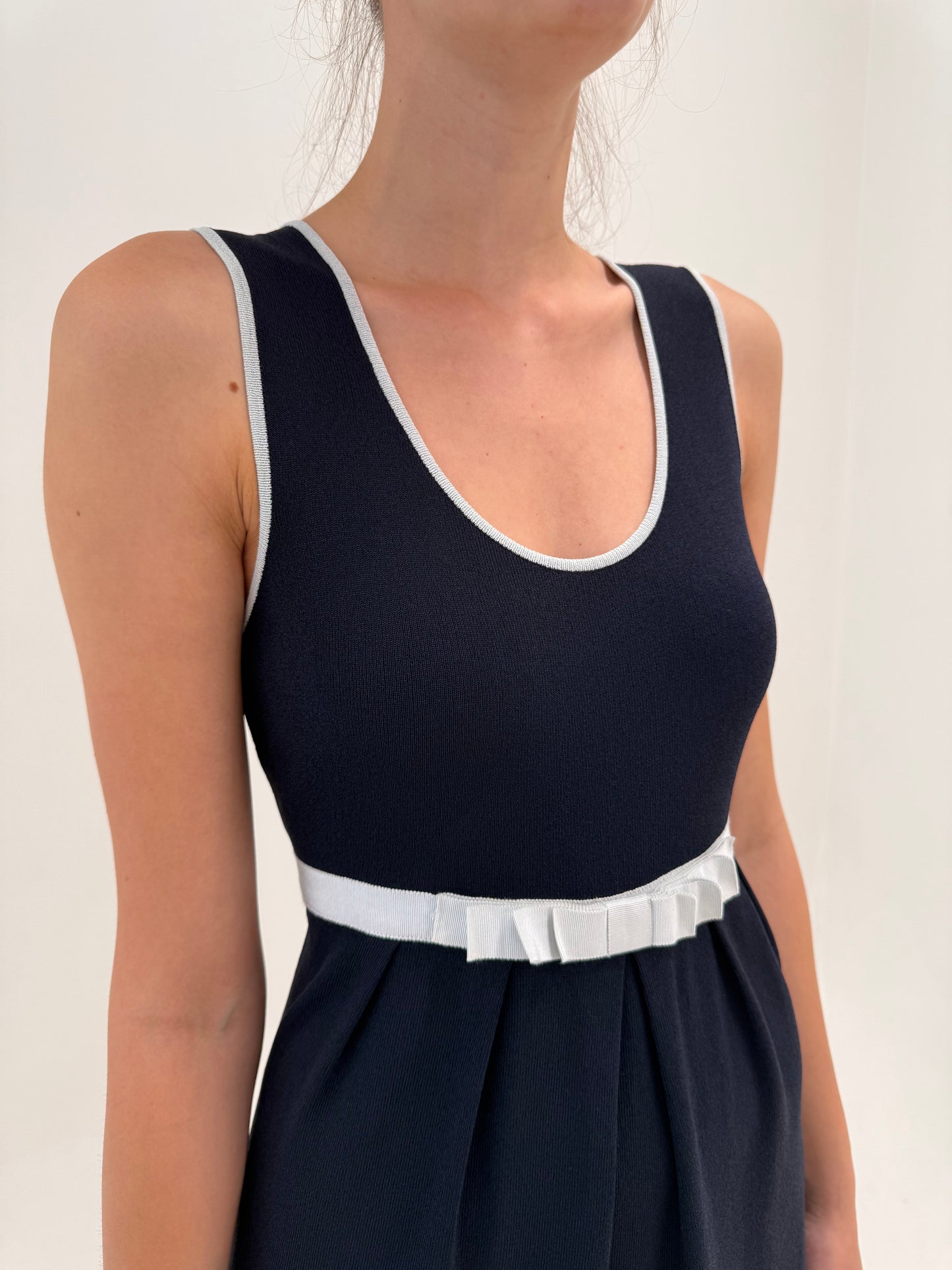 Rochie luxury Luisa Spagnoli din jerse de vară cu influențe nautice super chic