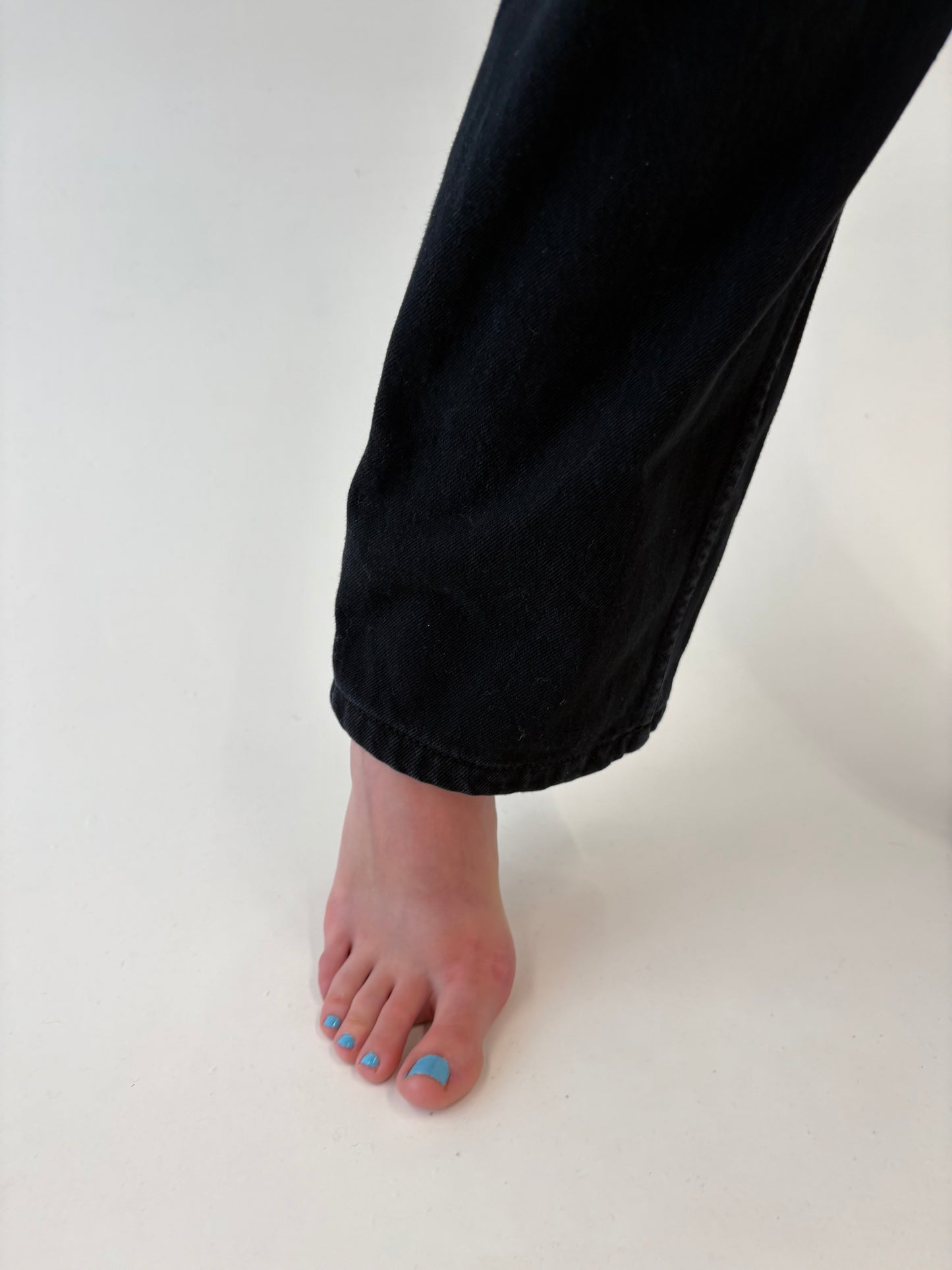 Jeans Levi’s tall 501 negru
