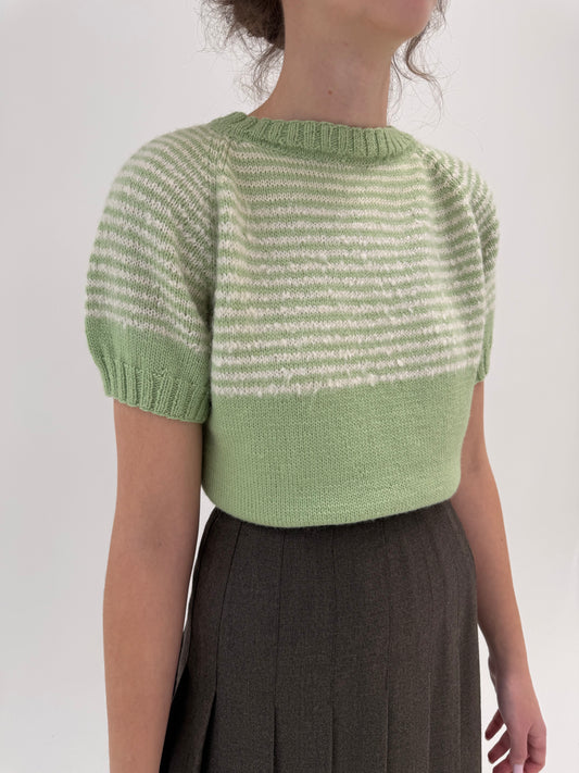 Top vintage lucrat manual din lana plină extrafina în culori pudrate