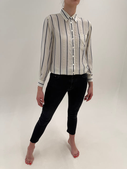 Jeans Saint Laurent model iconic clasic pentru brand negri modelatori