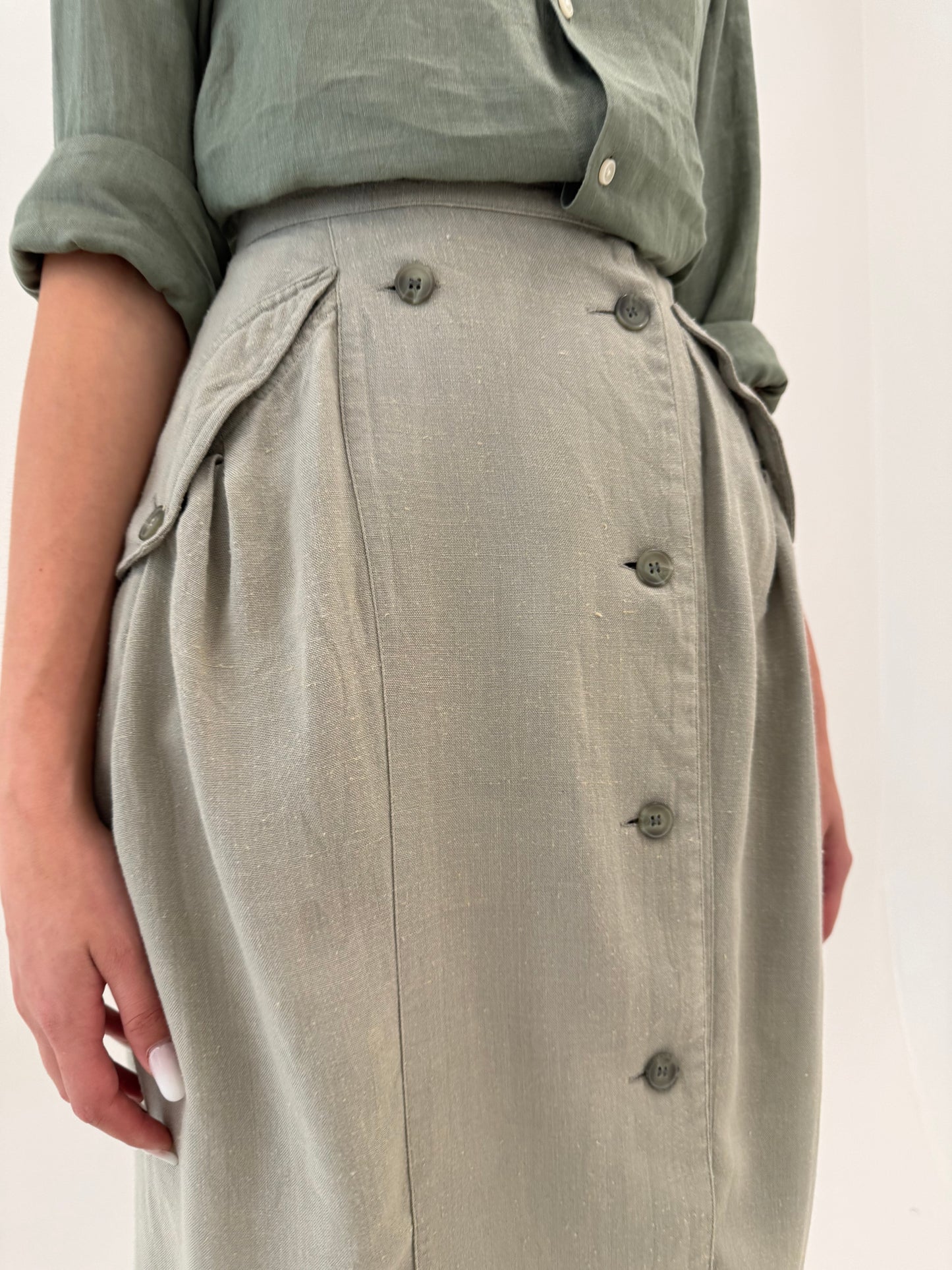 Fustă Sage green vintage din pânză excepțională în croi retro modern ovoidal