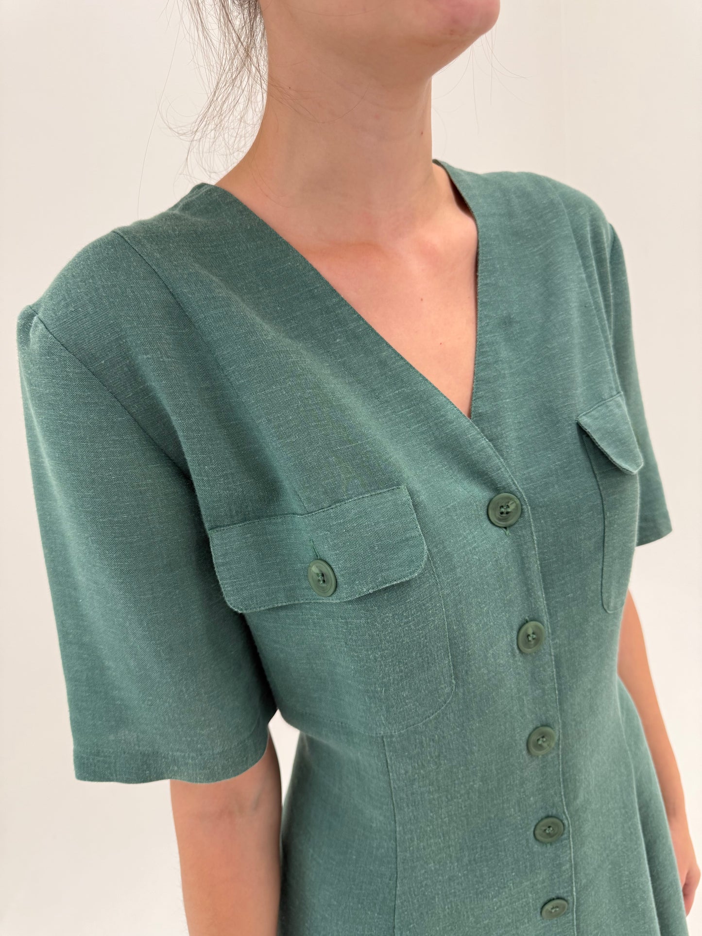 Rochie vintage dark green super vaporoasă în croi ușor cambrat