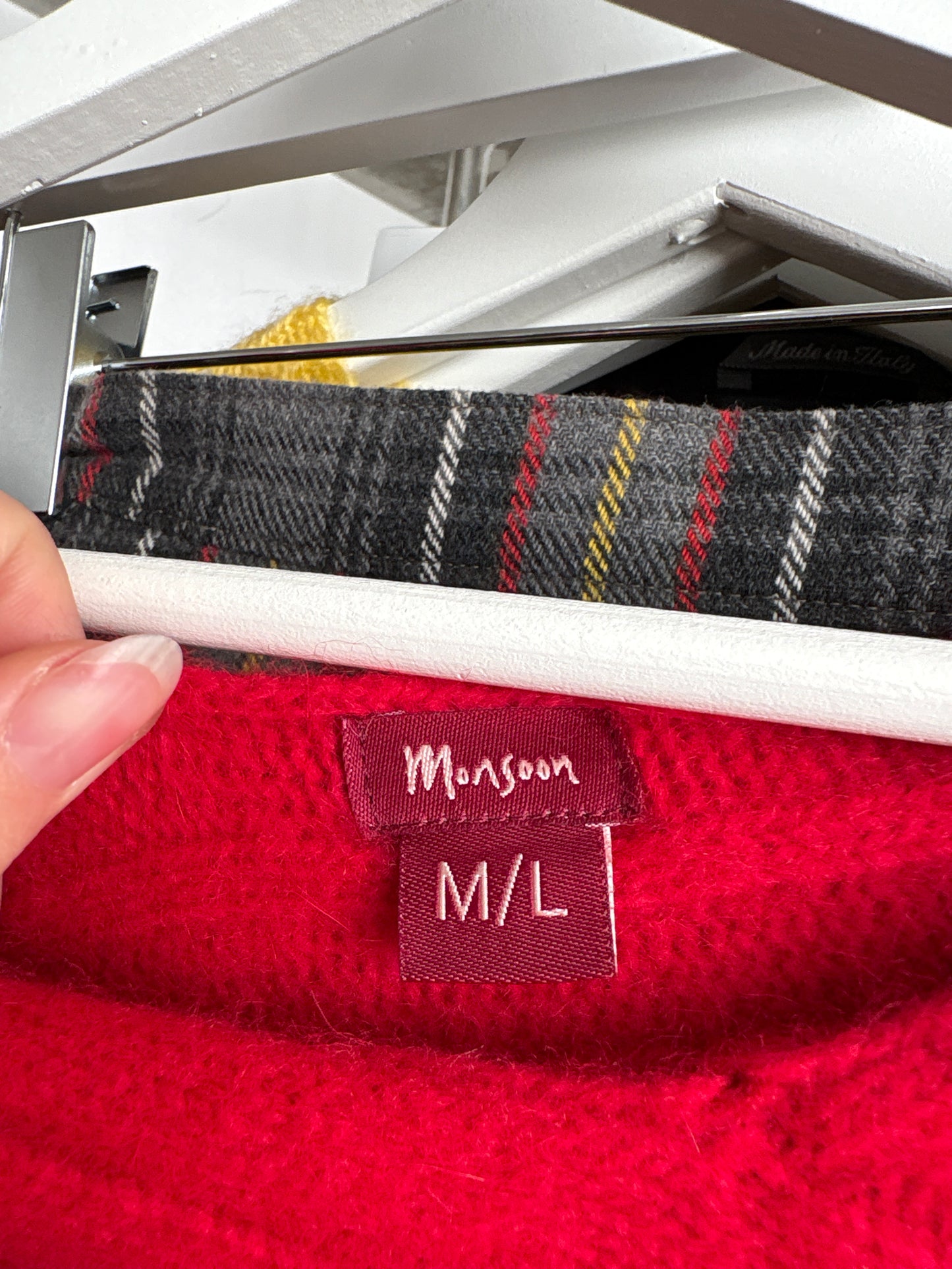 Capa cherry red din tricot plin extrafina de lana cu Angora