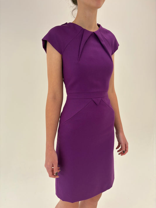 Rochie business in croi elevat cu fronseuri din lana extrafina