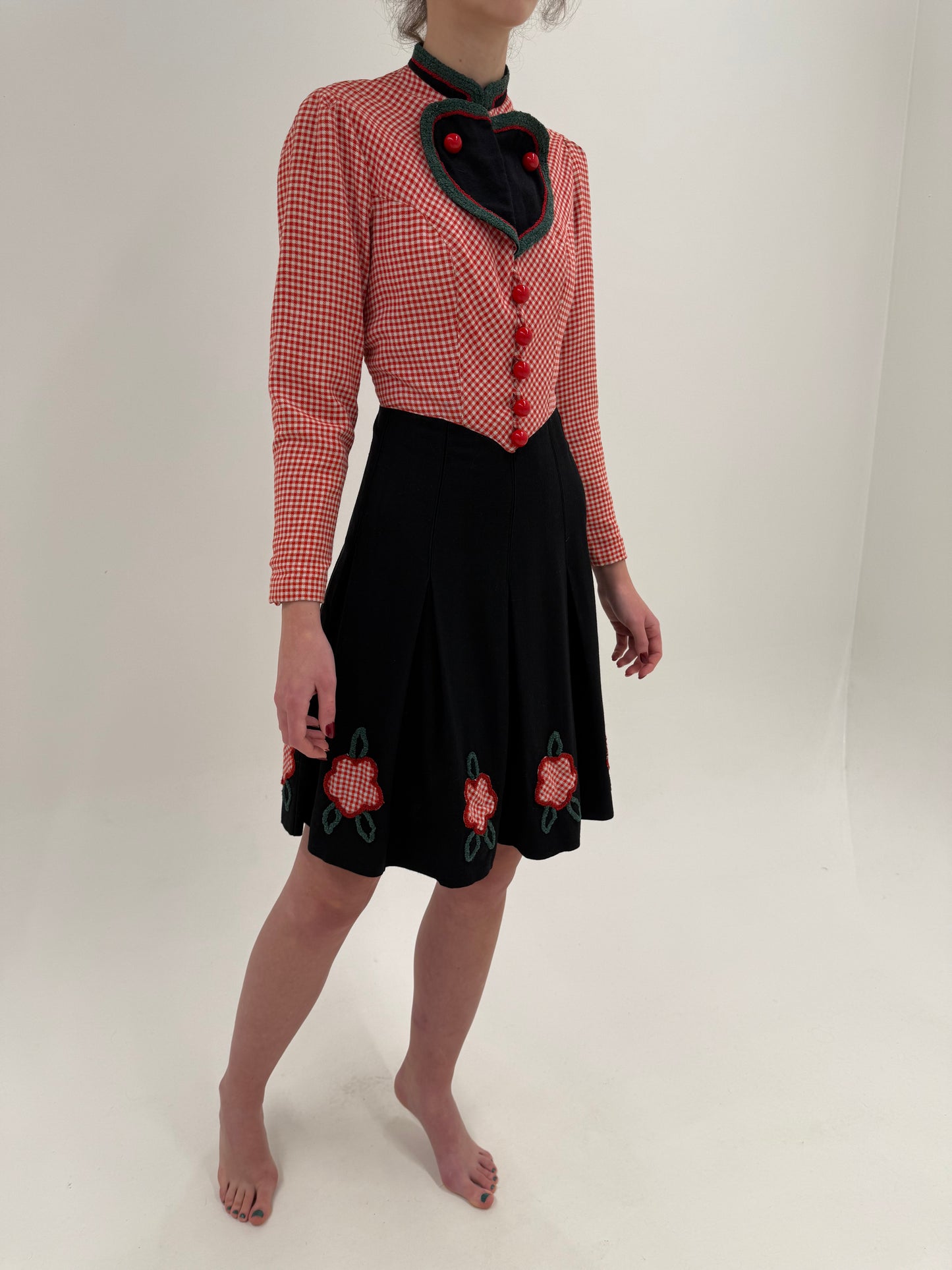 Rochie Old vintage anii 70-80 din lana extrafina super cambrata cu corsaj