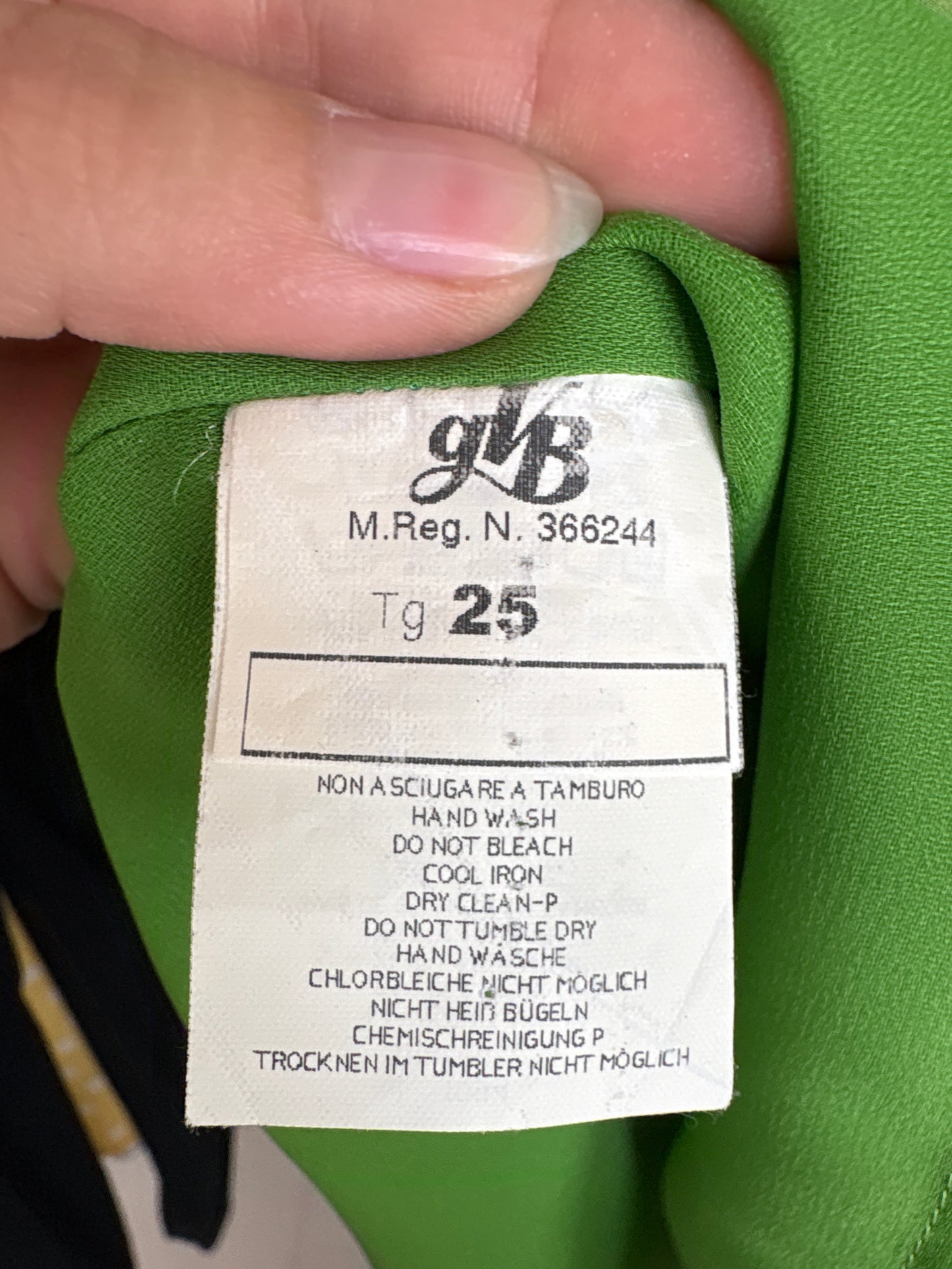 Top verde crud italian reglabil la umeri din creppe de vâscoza
