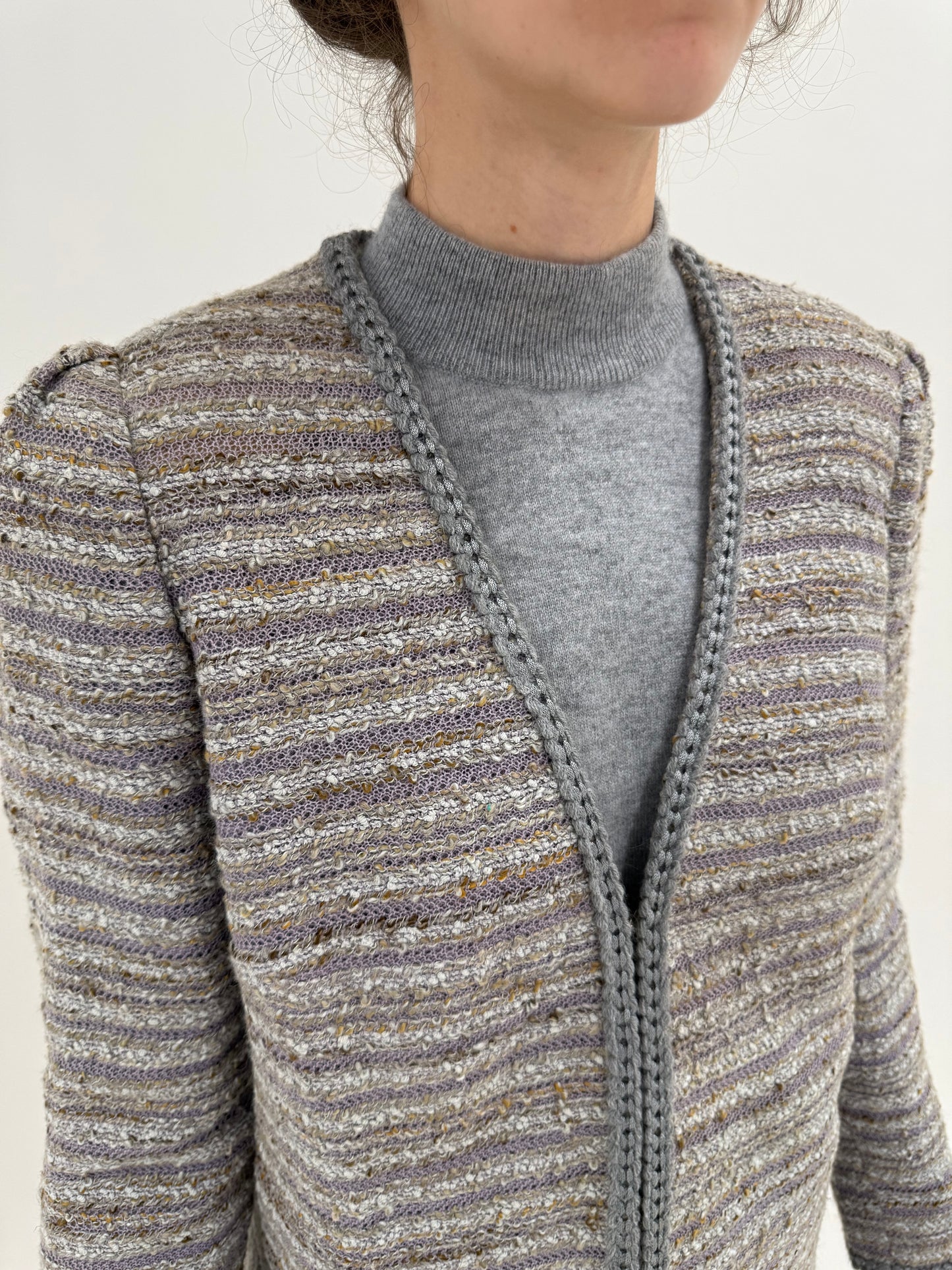 Set vintage în stil Chanel în culori pudrate din tweed excepțional de lana