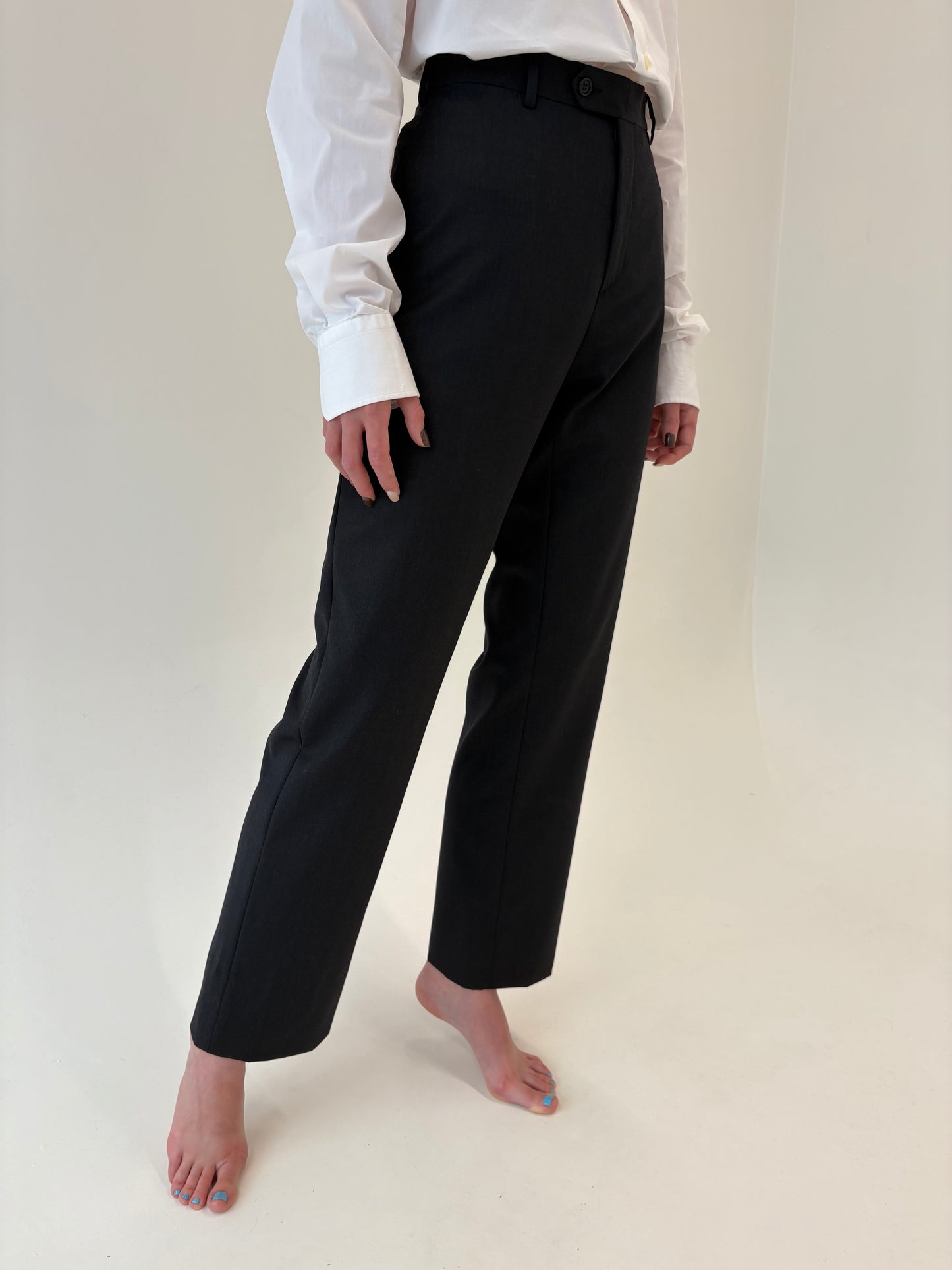 Pantaloni din lana extrafina în croi actual charcoal gray