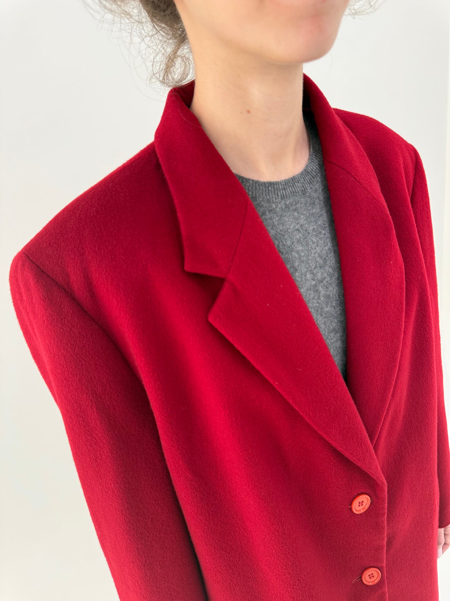 Sacou gros cherry red din stofă plină de lana cu cașmir