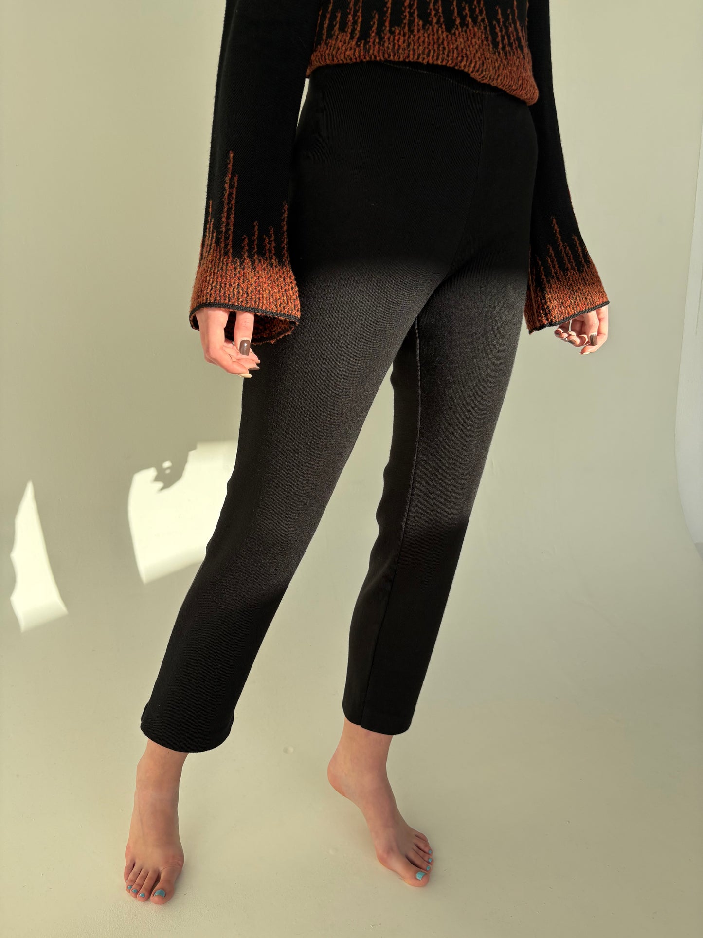 Pantaloni negri din tricot strech de lana merino  extrafina cu talie ultra înaltă