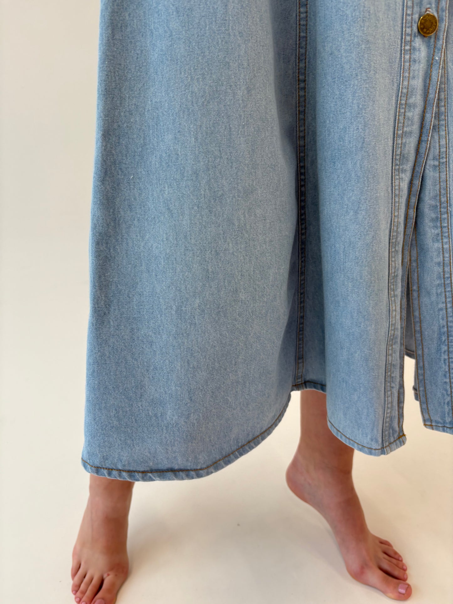 Rochie vintage maxi din jeans moale in croi cambrat light wash