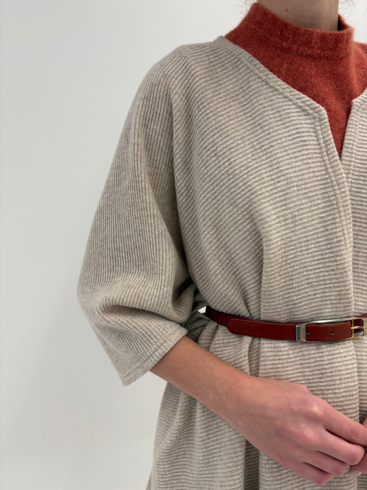 Capa lunga camel din tricot de lana extrafina