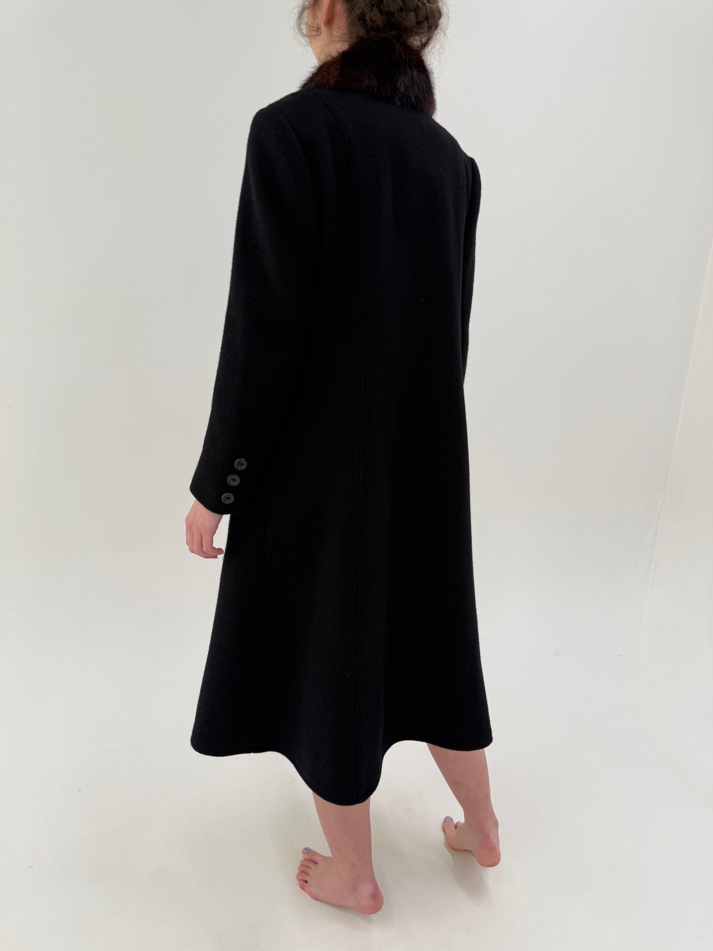 Princess coat cambrat old vintage negru anii 60 cu blana de nurcă