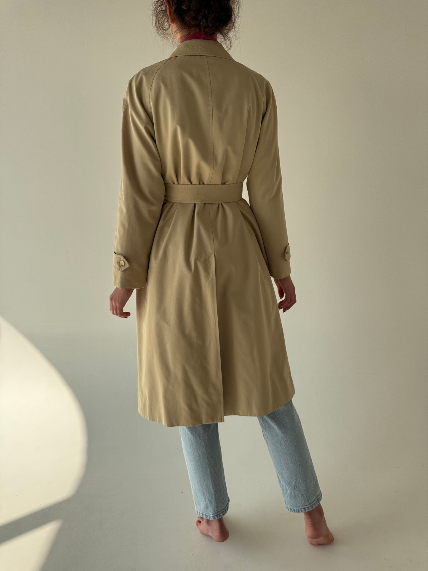 Trench vintage Burberry camel impermeabil cu talie marcată reglabilă